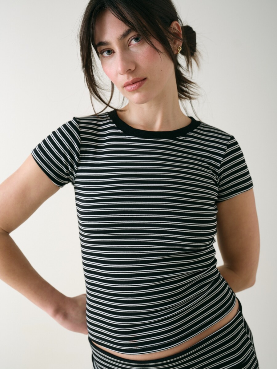 Remera Entallada Algodón Rayado - Negro 