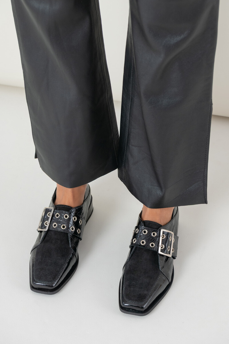 Zapato Moss Charol negro