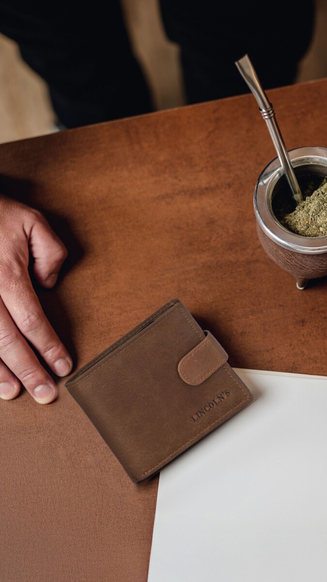 BILLETERA HOMBRE MONET - NUEZ 