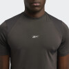 Remera Reebok Lab Speed Running Gris