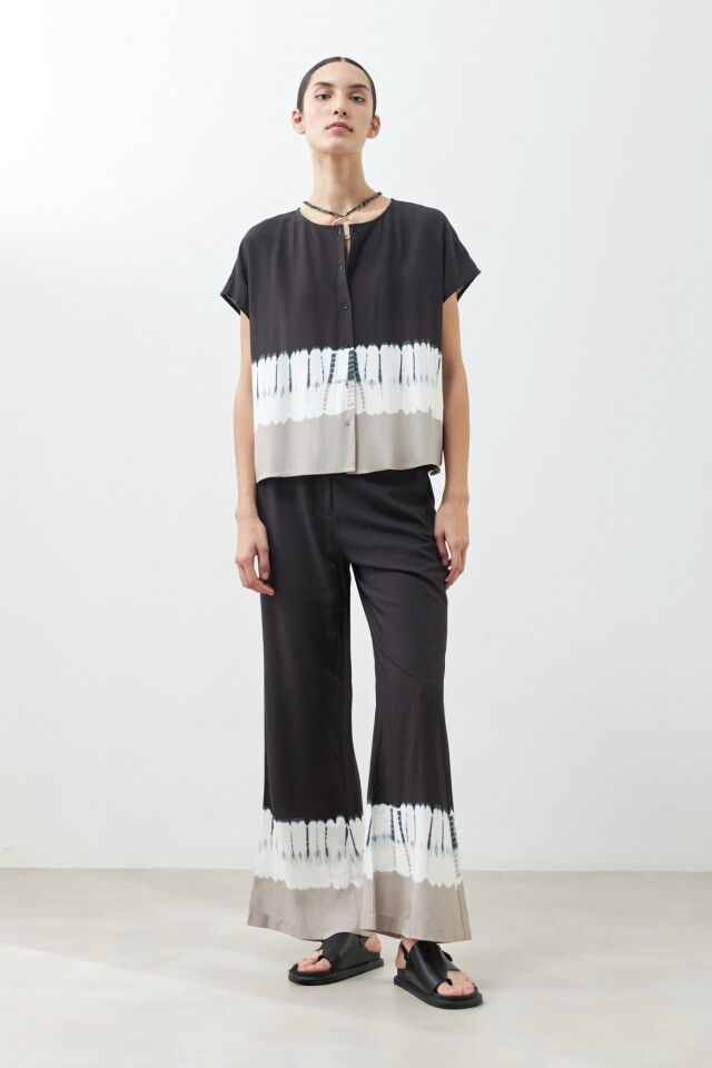 Blusa tie dye gris