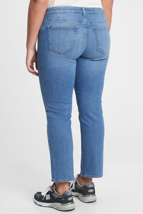 Jean Classic Straight Mujer Medium Masco