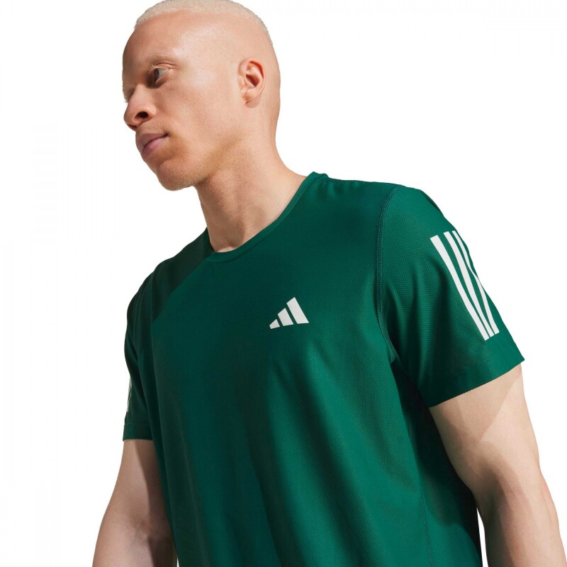 Remera Own the Run de Hombre Verde