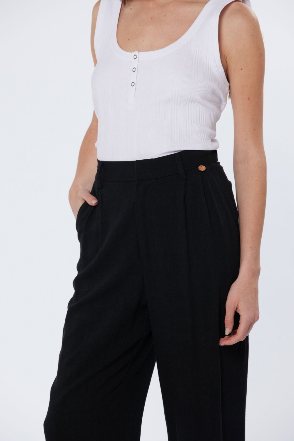 PANTALÓN DE LINO CON MEDIA CINTURA ELASTIZADA Negro