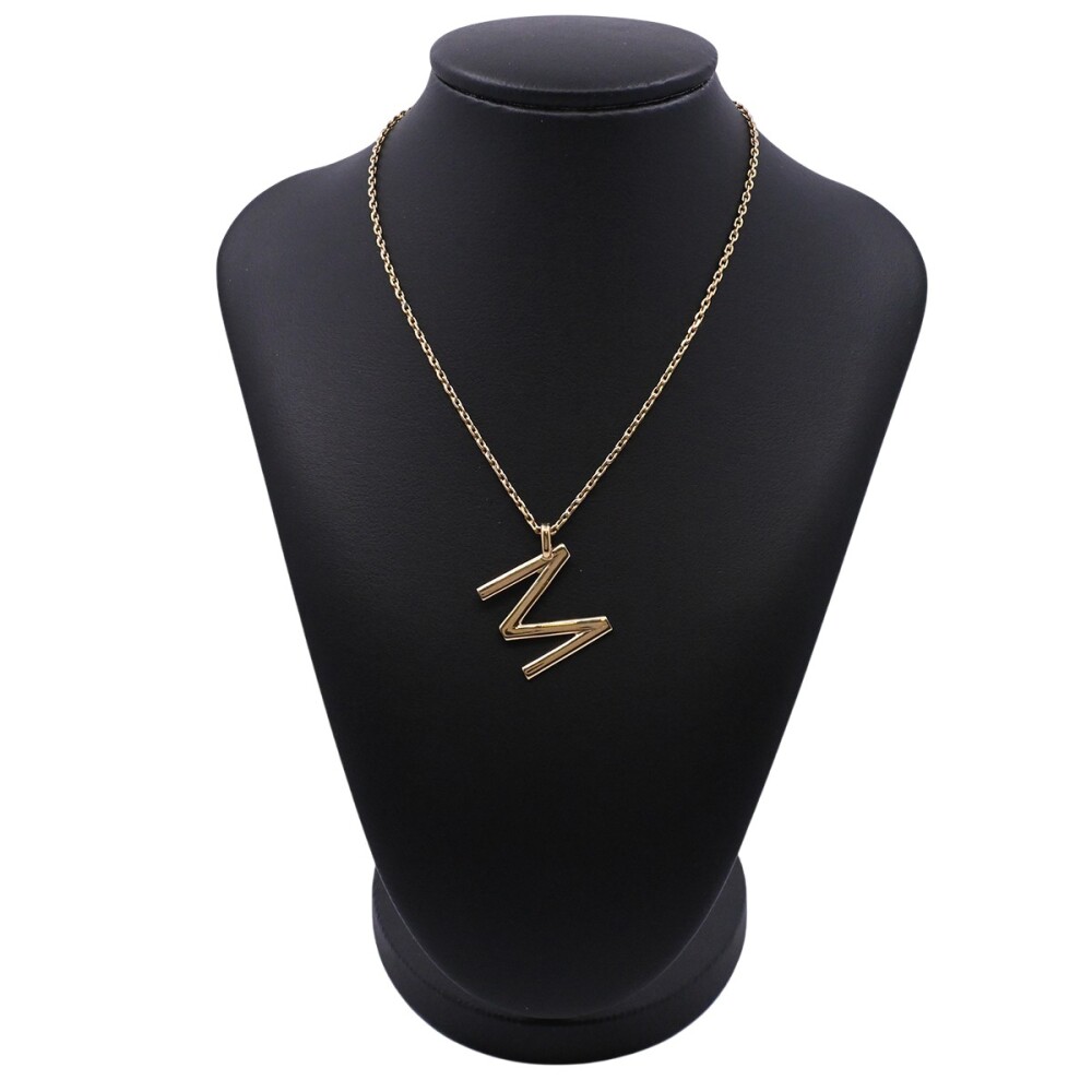 Inicial oro 18k letra M grande. Inicial oro 18k letra M grande.