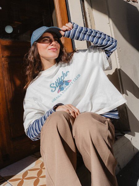REMERA OHANA VARSITY CLUB OFF WHITE