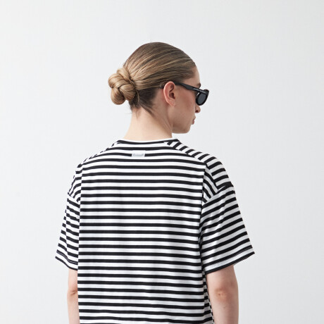 REMERA FUKUSHIMA Negro/Blanco