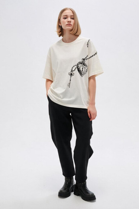 Remera Minehrva Estampado 1