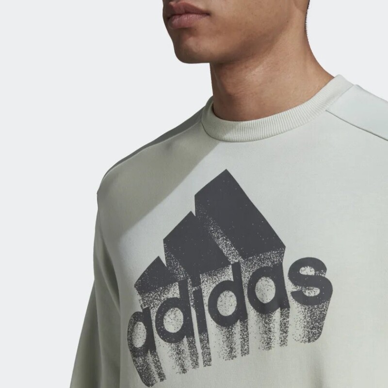 Buzo Adidas Essentials Brand Love Buzo Adidas Essentials Brand Love