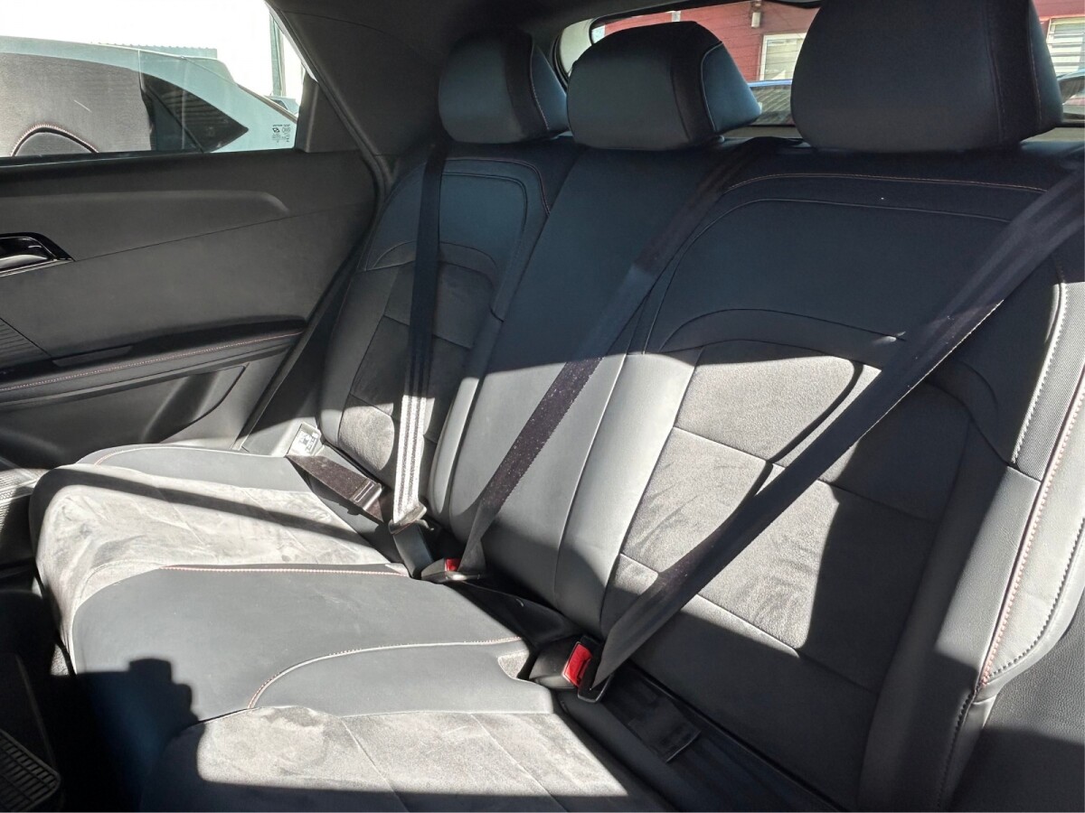 MG Mg4 Deluxe 4WD 2026 0KM | Permuta / Financia MG Mg4 Deluxe 4WD 2026 0KM | Permuta / Financia