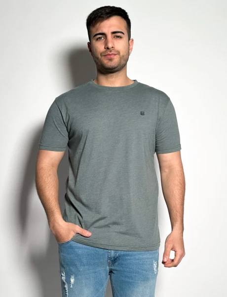 Remera lisa manga corta Timo Forest