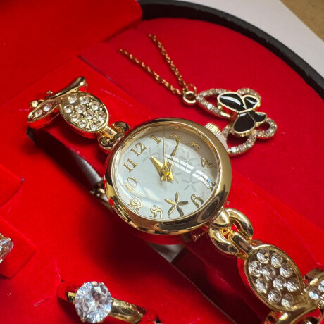 Set De Reloj De Corazón Modelo 6