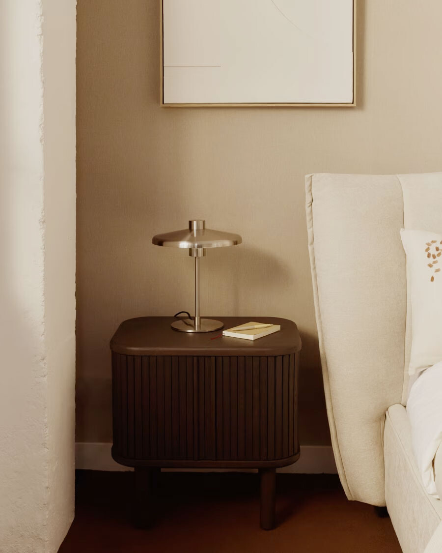 Lámpara de mesa Nuvira de acero cepillado gris claro