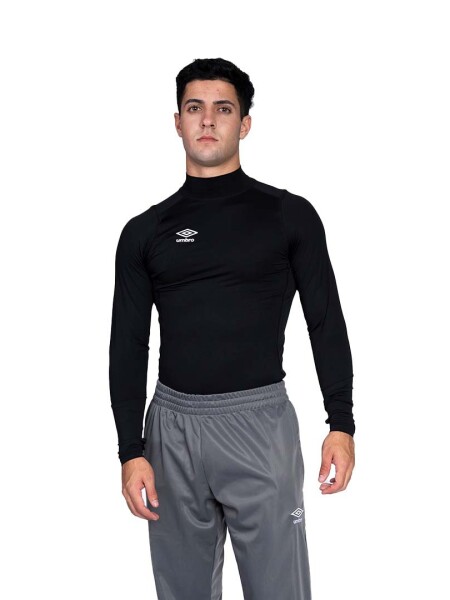 Remera Térmica Umbro Hombre 060