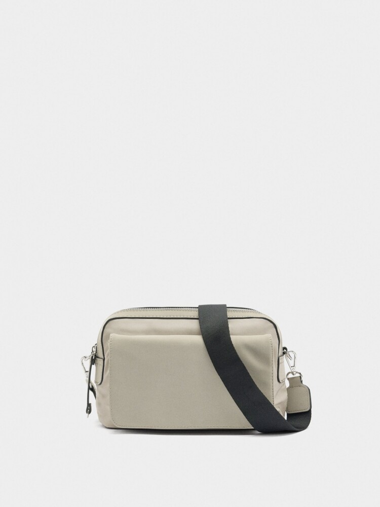 Bolso Bandolera De Nylon Con Solapa crudo