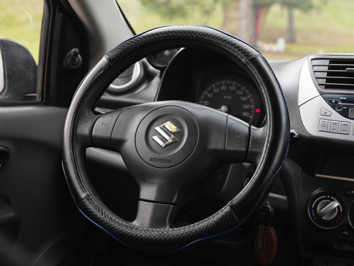 Suzuki Celerio GLX EXCELENTE ESTADO! | Permuta / Financia Suzuki Celerio GLX EXCELENTE ESTADO! | Permuta / Financia