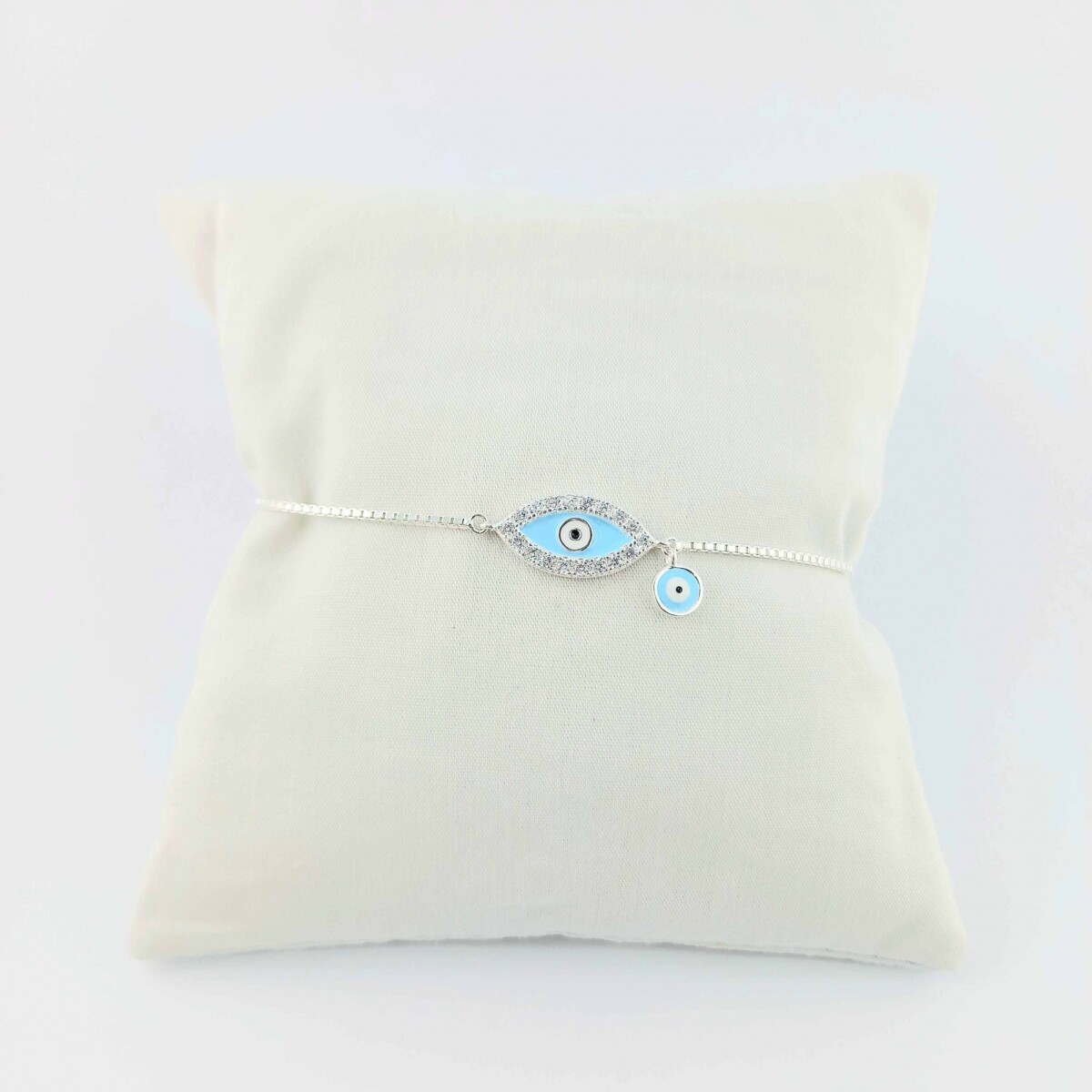 Pulsera ajustable de plata 925 con circonias y esmalte. Nazar. 