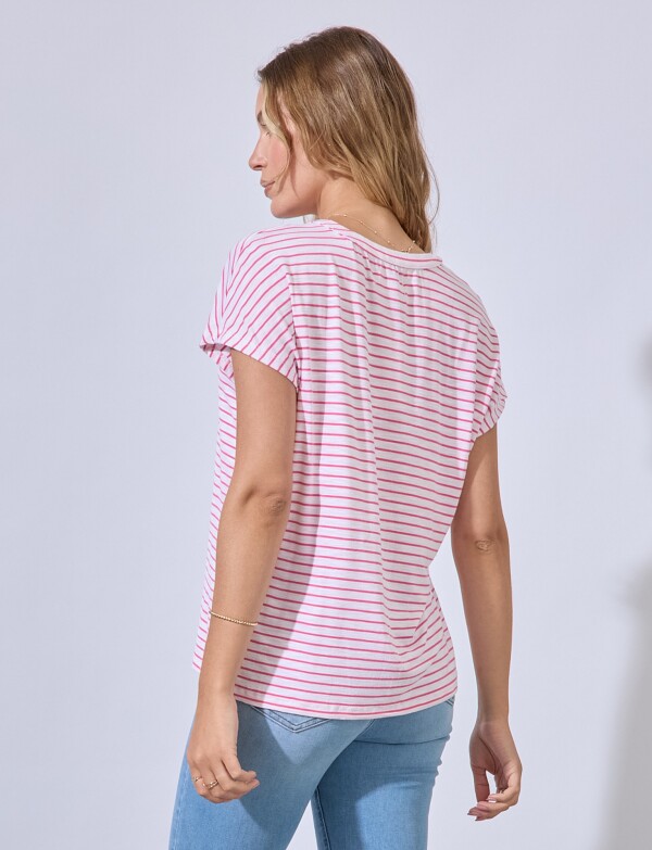 Remera Lineas FUCSIA