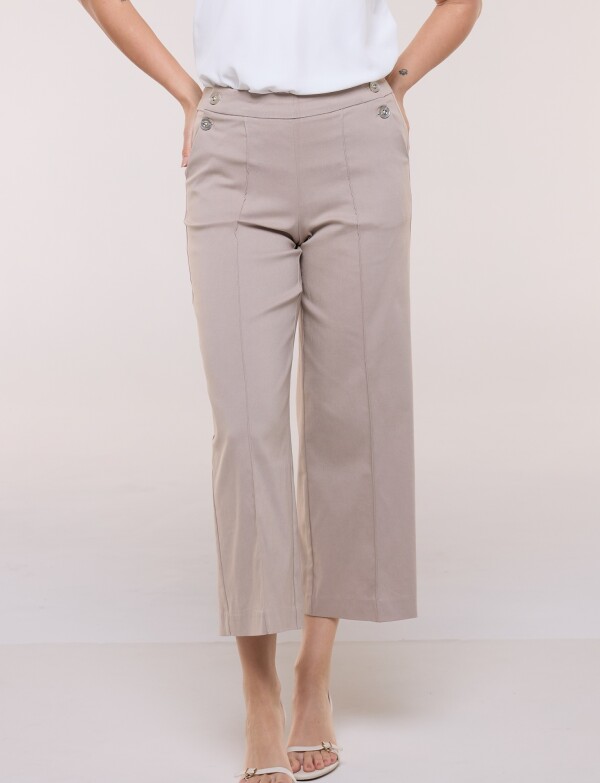 Pantalón Crop Con Botones TOSTADO