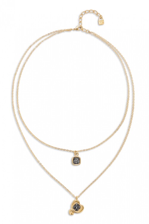 COLGANTE DE ALEACION DE METALES BAÑADO EN ORO 18K CON DOBLE CADENA Y CORAZON CON CRISTAL NEGRO Colgante