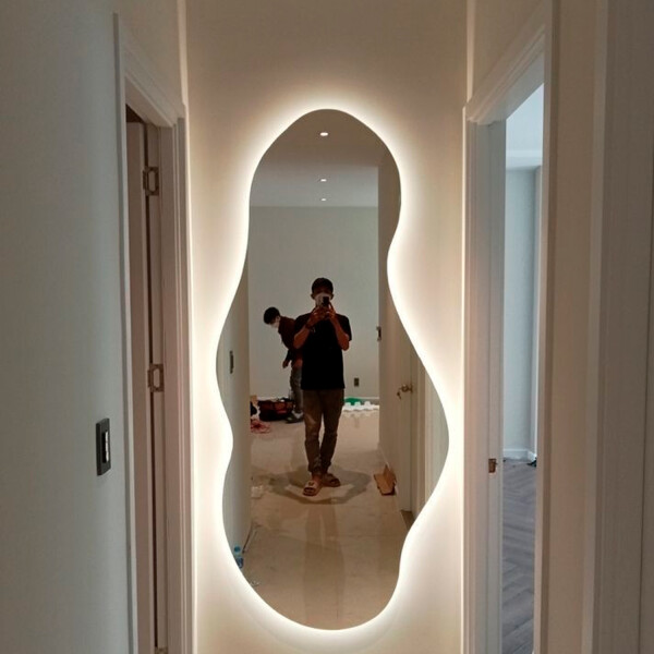 Espejo Irregular Sin Marco Cuerpo Entero Led 160x50cm ESPEJO IRREGULAR LED-M-05 160X50