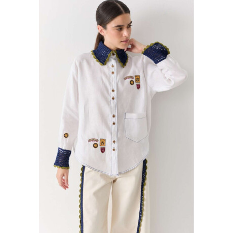 Pre Venta Camisa Emblema Arm Blanco