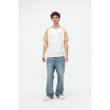 Remera Gero Arena