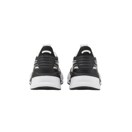 RS-X B&W 02