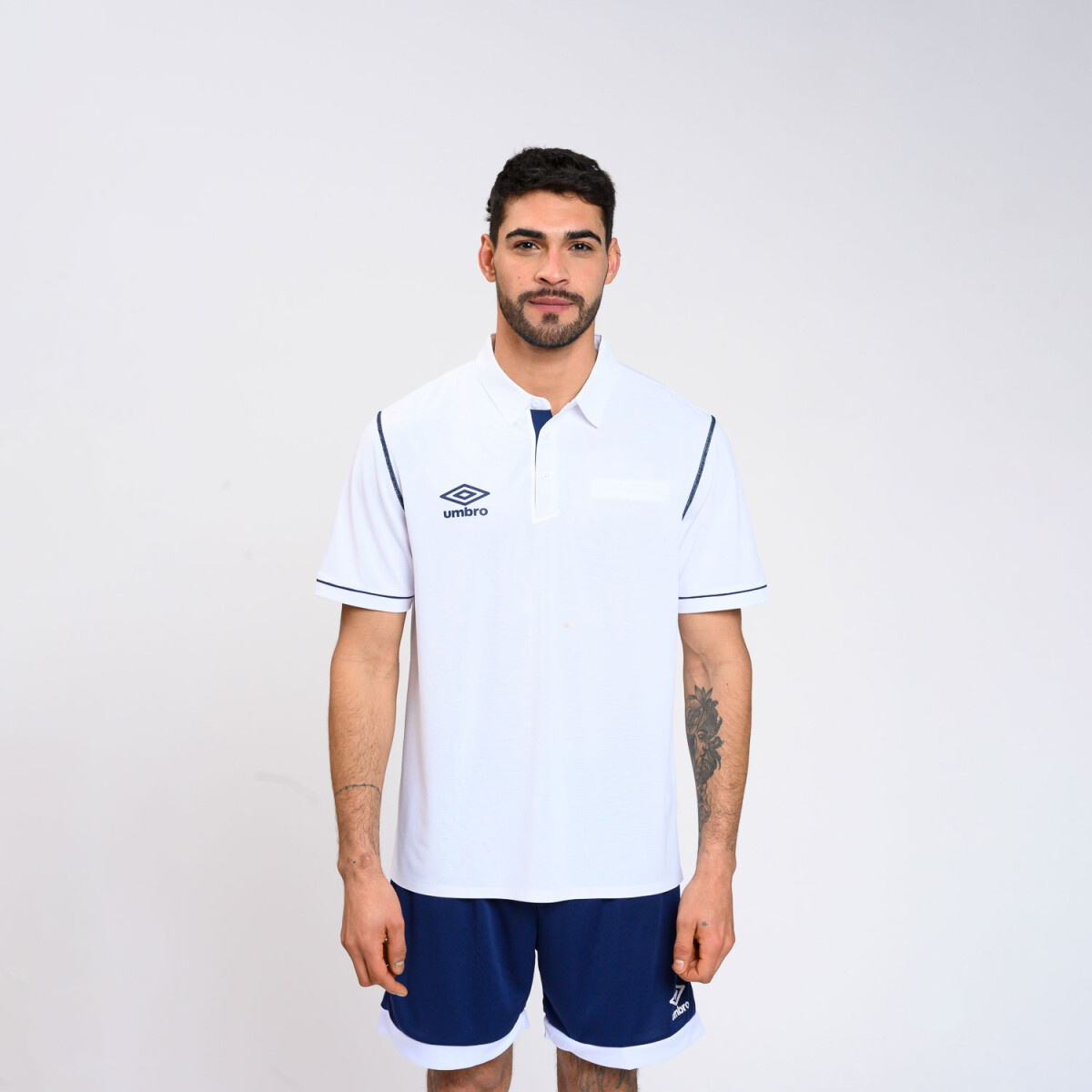 REMERA POLO MOLO Umbro Hombre - 009 
