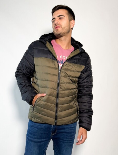 Campera de nylon combinada con capucha Kiaro Verde