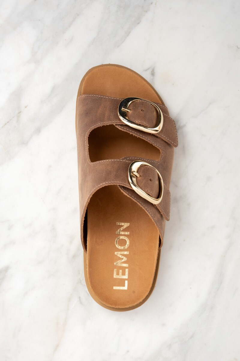 Sandalia Cuero Hebillas Marrón