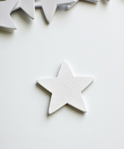 Tag estrella c/adhesivo 2x2 cm. - BLANCO Tag estrella c/adhesivo 2x2 cm. - BLANCO