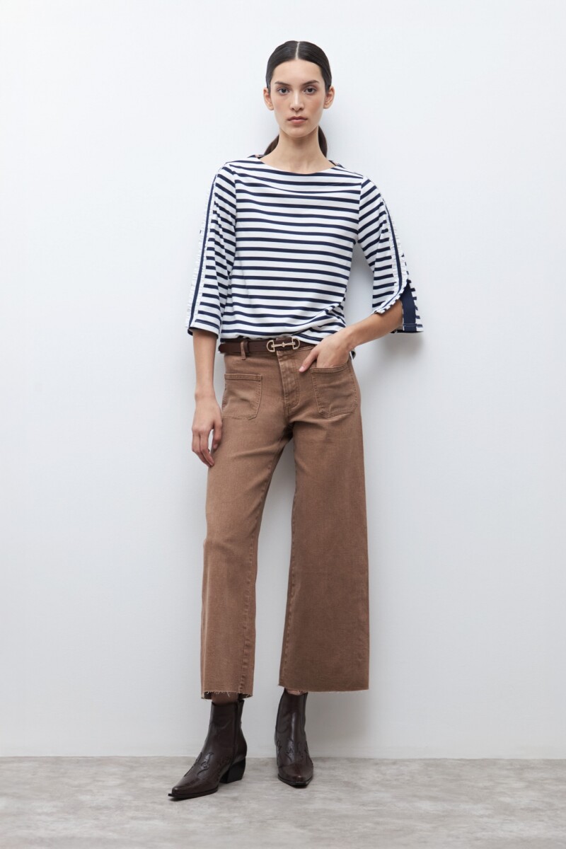 Sweatshirt rayada con volados - blanco 