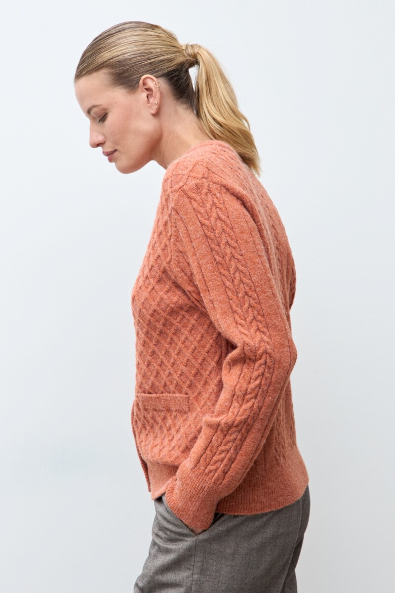 Cardigan con estructuras rombos lacre