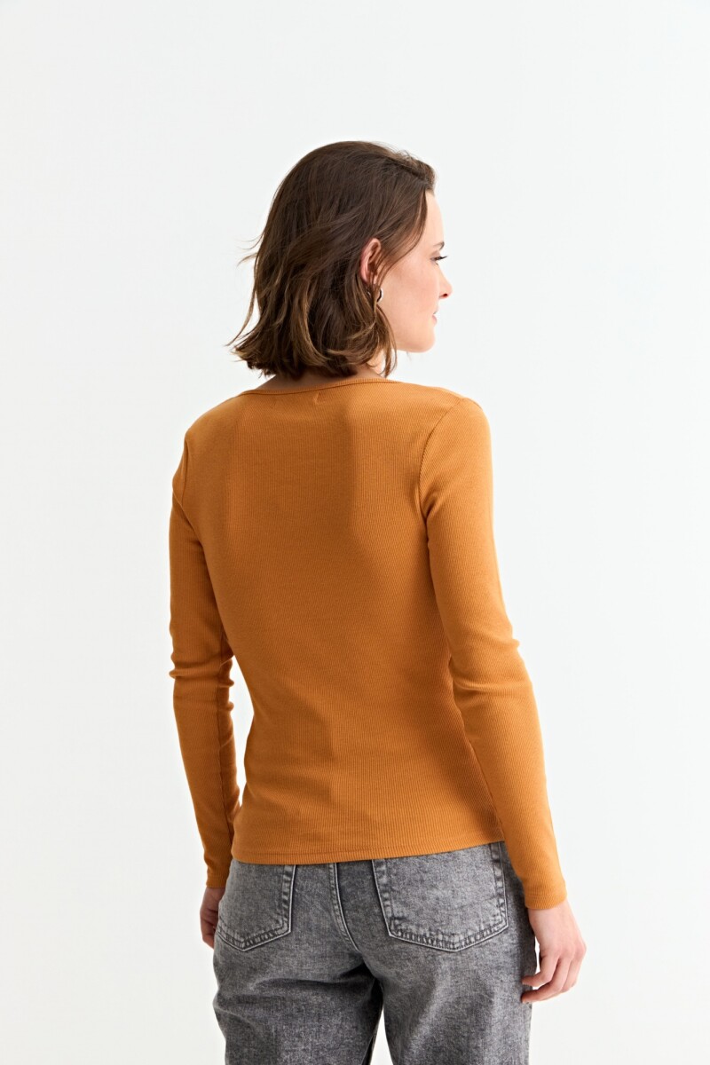 Remera m/l con cierre frontal LACRE