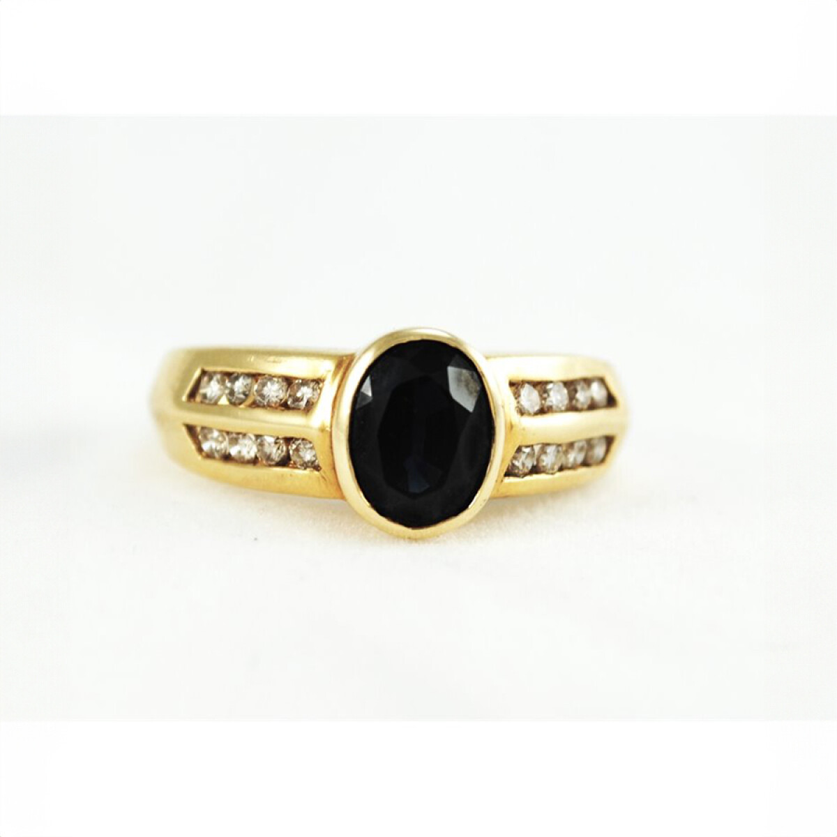 Anillo Oro 18K Con Brillantes Y Zafiro 