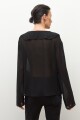 Blusa escote V con volados negro