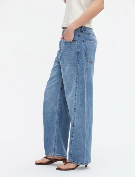 Jean Tiziana Light Blue