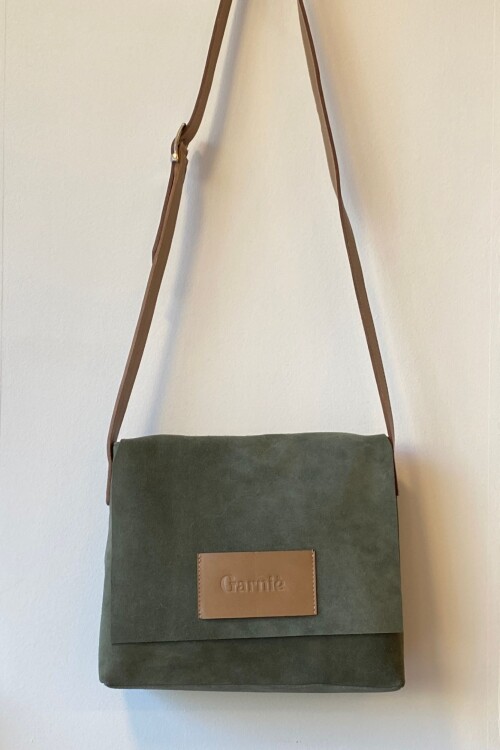 Cartera Felicia Gamuza Verde