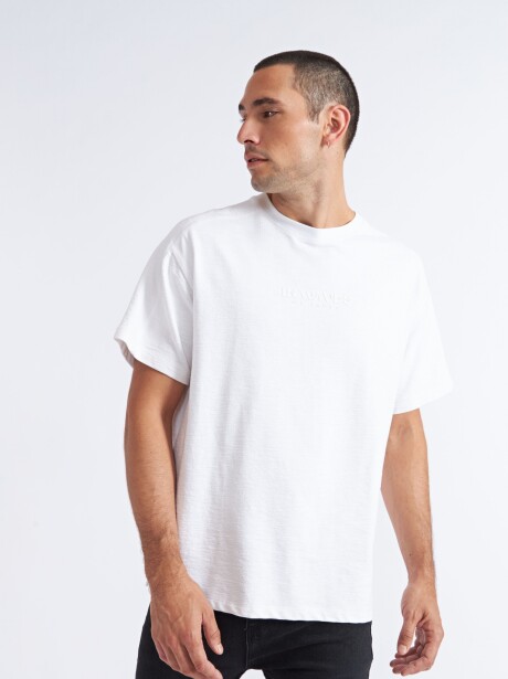 REMERA MIKKEL BLANCO