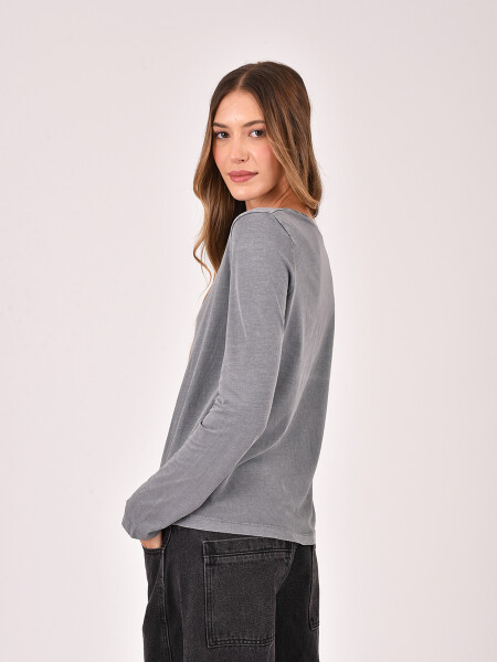 REMERA GALA GRIS