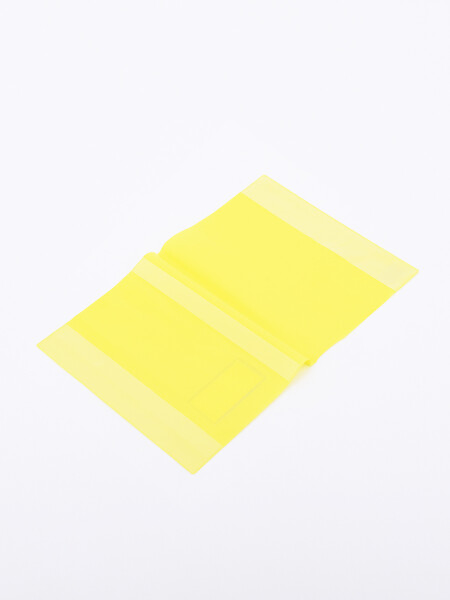 FORRO DE CUADERNO PVC AMARILLO