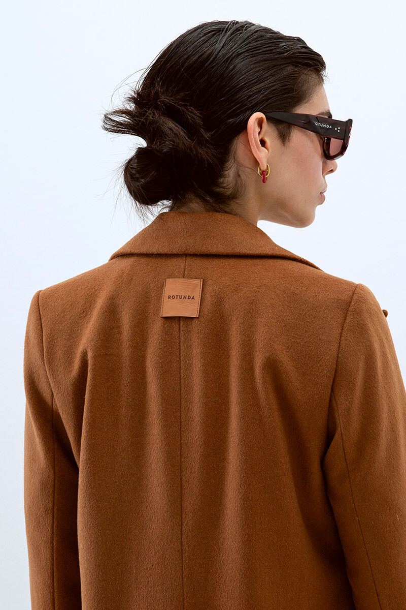 Mila Camel