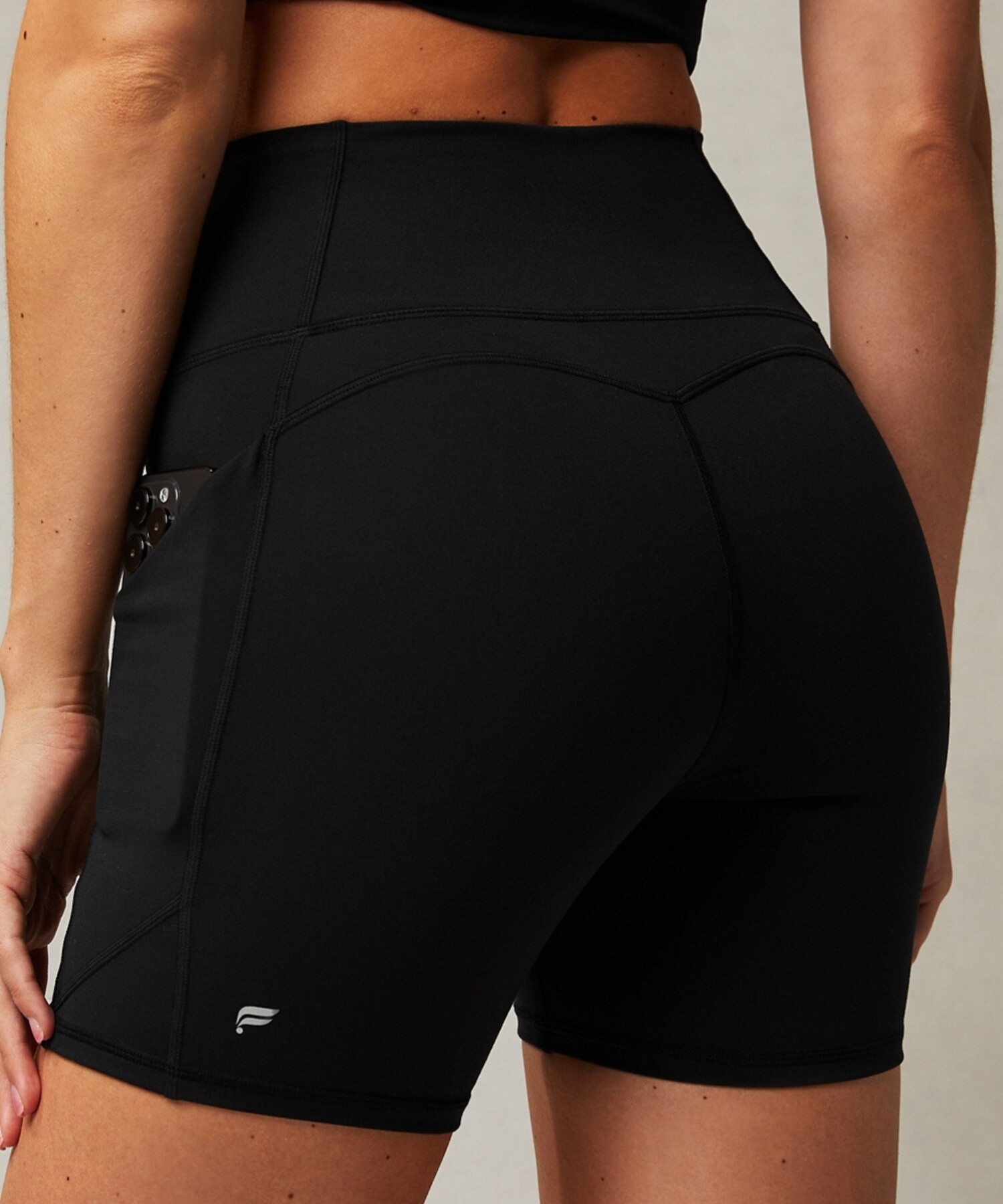 Short Oasis PureLuxe High-Waisted 6" Short Mujer Black