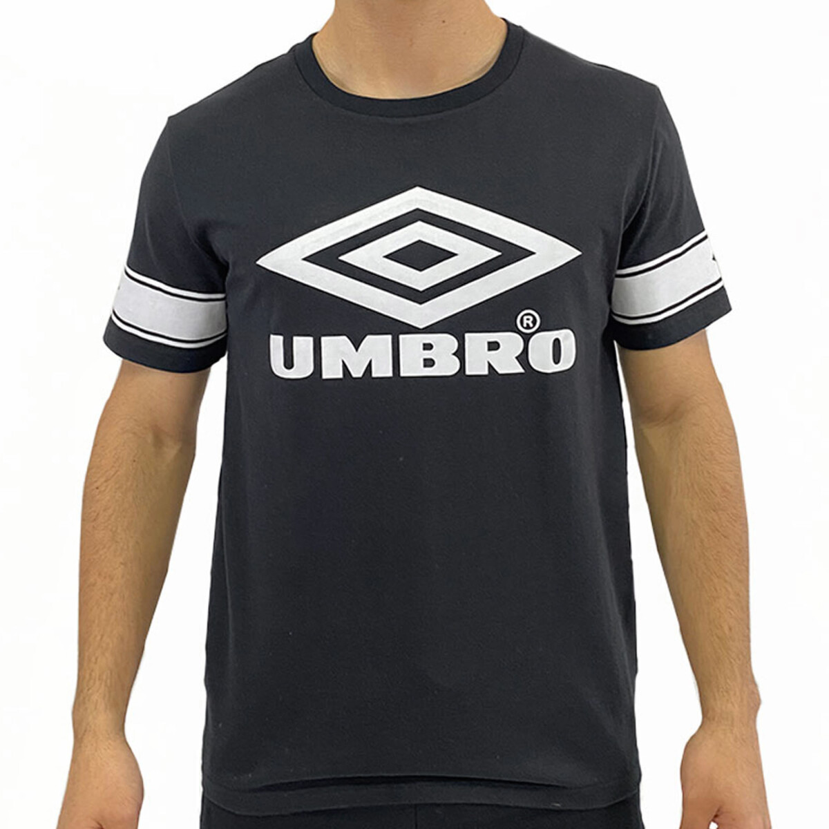 Remera de Hombre Umbro Antique - Negro - Blanco 