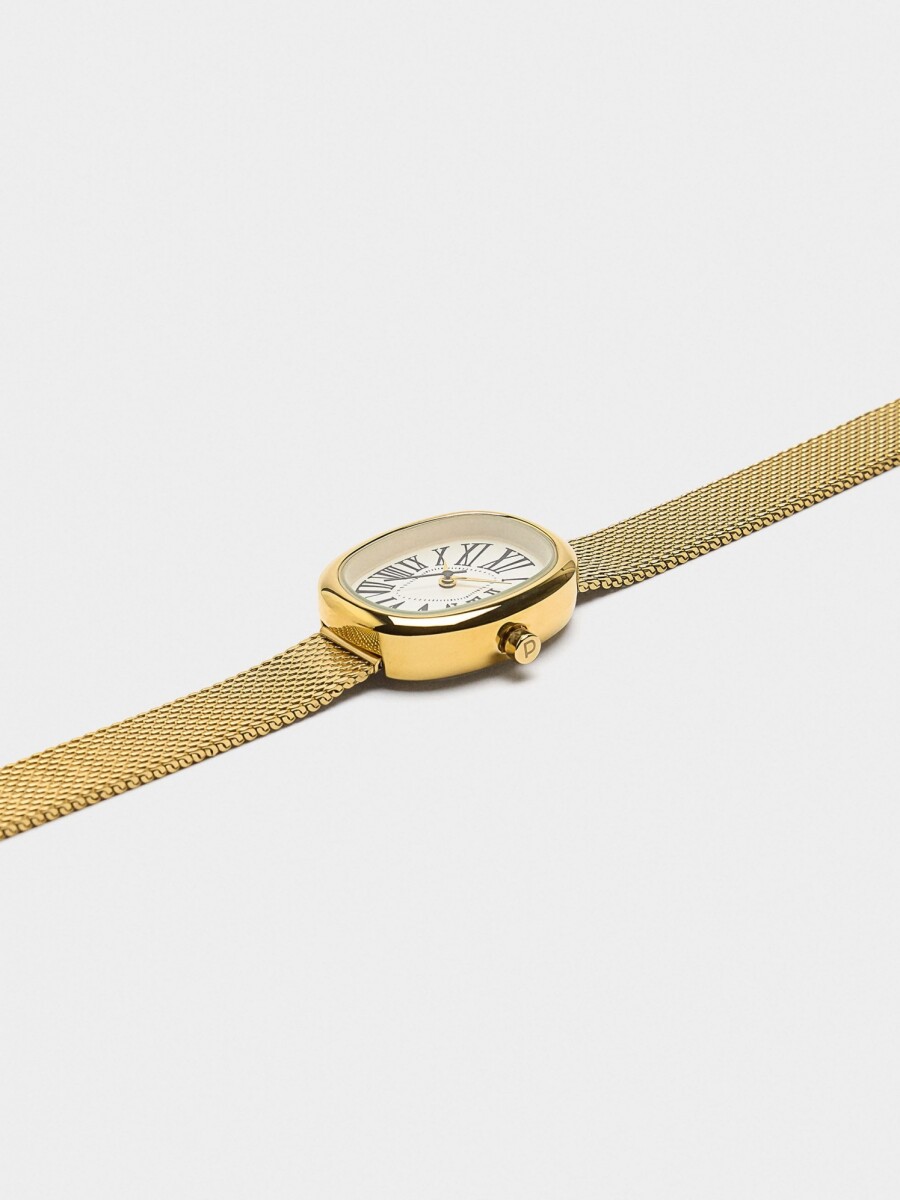 Reloj Ovalado Con Malla Metálica De Acero Inoxidable dorado