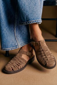 Sandalias Cangrejeras De Gamuza Vison