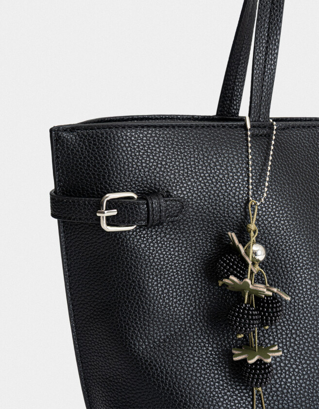 Shopper Cartera Shopper Con Charm - Negro