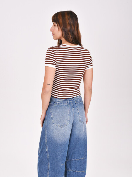 REMERA LUCCA VARIANTE 2