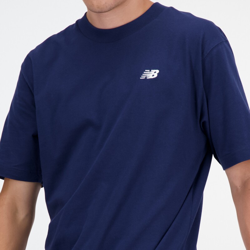 Remera New Balance de Hombre - SMALL LOGO - MT41509NNY BLUE